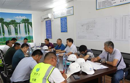 蒙勝益到廣西魚峰水泥項(xiàng)目調(diào)研指導(dǎo)工作