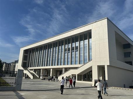 【錨定目標(biāo) 奮力沖刺】冶建廣東公司陸河縣職校擴(kuò)建項目順利通過竣工驗收